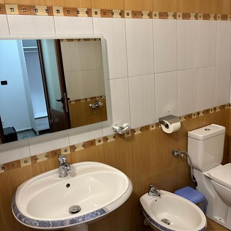 Hotel Vila Stefa Vlore Bagian luar foto