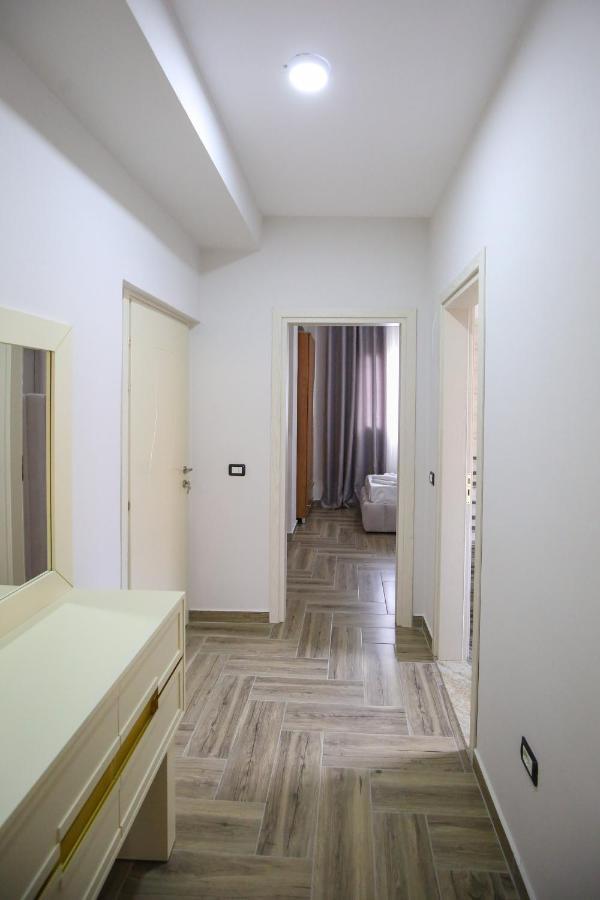 Hotel Vila Stefa Vlore Bagian luar foto